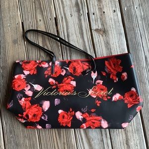 NWT Victoria’s Secret floral tote bag